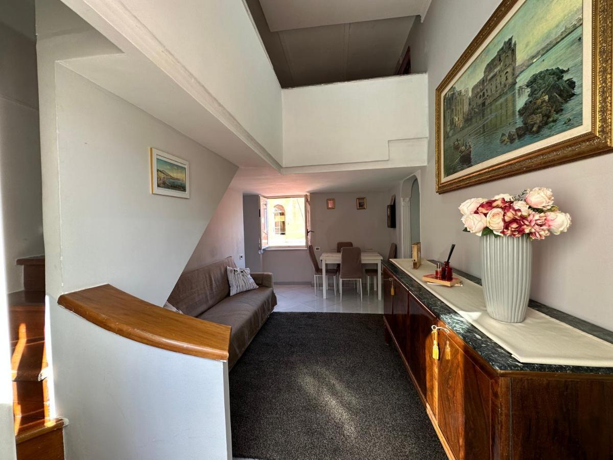 Apartmán Scugnizzella Holiday House Neapol Exteriér fotografie