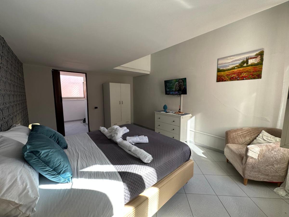 Apartmán Scugnizzella Holiday House Neapol Exteriér fotografie
