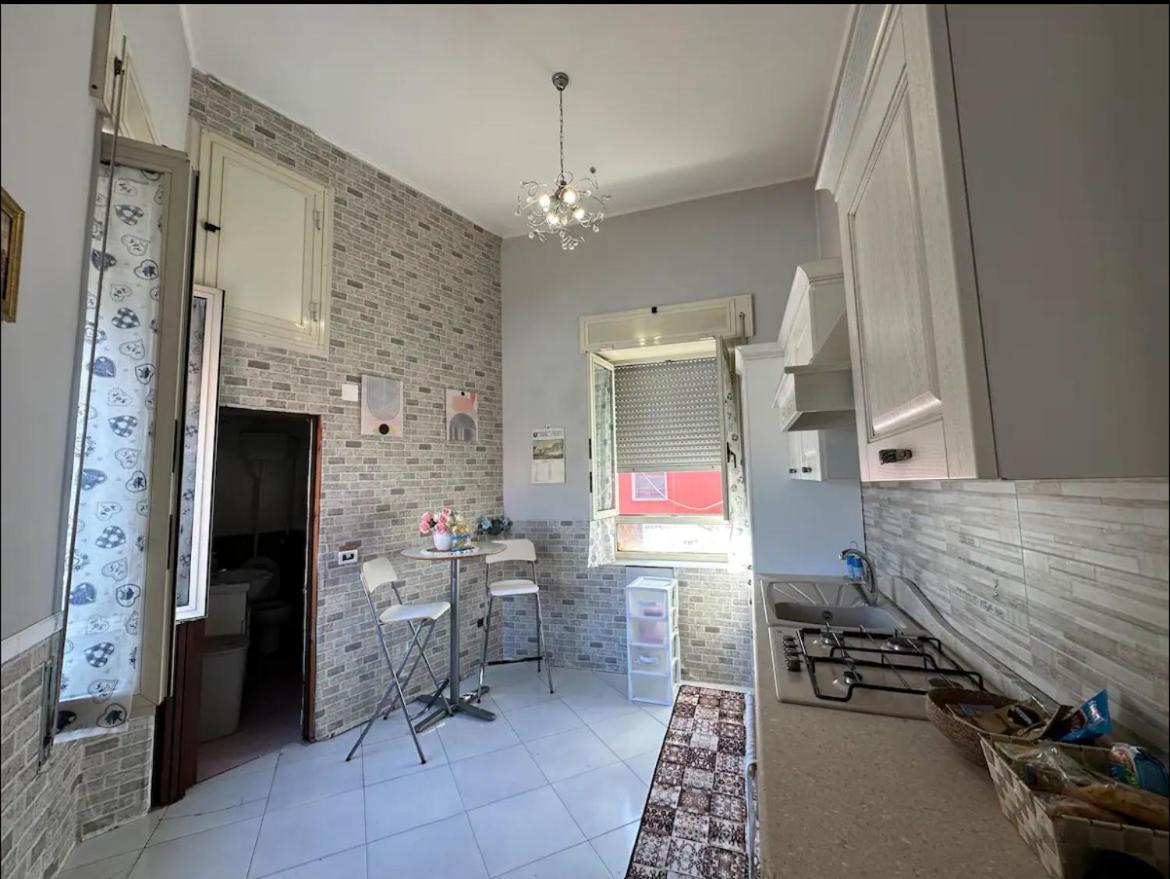 Apartmán Scugnizzella Holiday House Neapol Exteriér fotografie